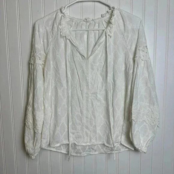 Blu Pepper white long sleeve eyelet lace blouse size small H28 - Picture 1 of 6